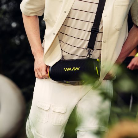 WAAW-BOOM110-9465